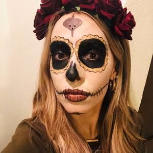 Meet your Posher, Cecilia